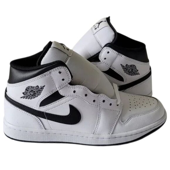 Air Jordan 1 Mid NEW White/Black Mens Sneakers Size 8.5 - Picture 1 of 8